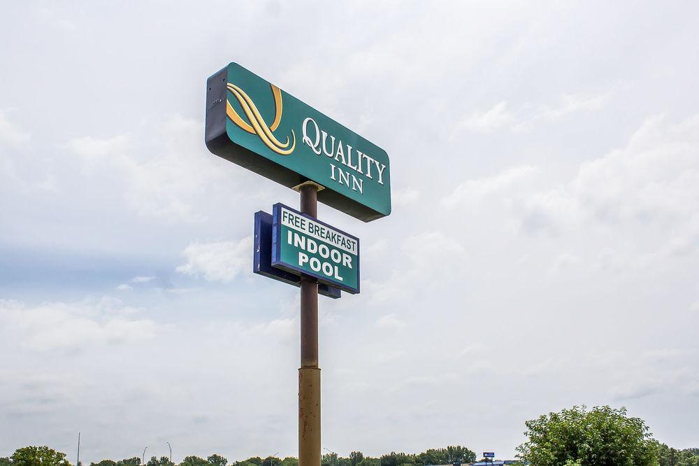 Quality Inn Newton At I-80 Eksteriør bilde